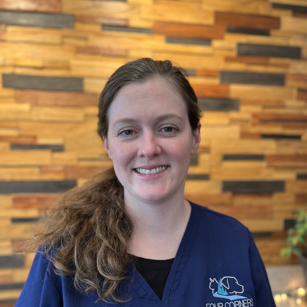 Alexis, Assistant Four Corners Veterinary Clinic 97402
